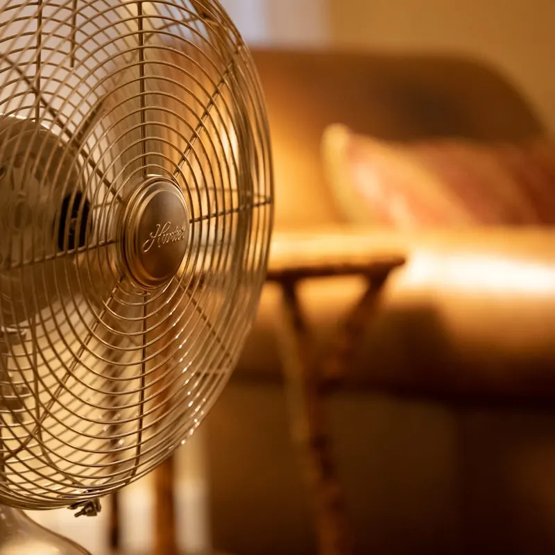 Homecore SwiftAir Table Fan 16"