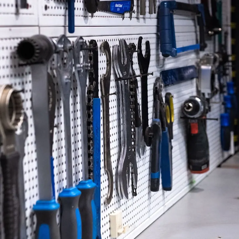 IronHold Claw Hammer