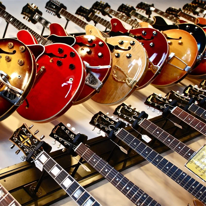 Crescendo Padded Guitar Stand