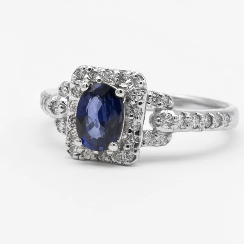 Celeste Twist Ring