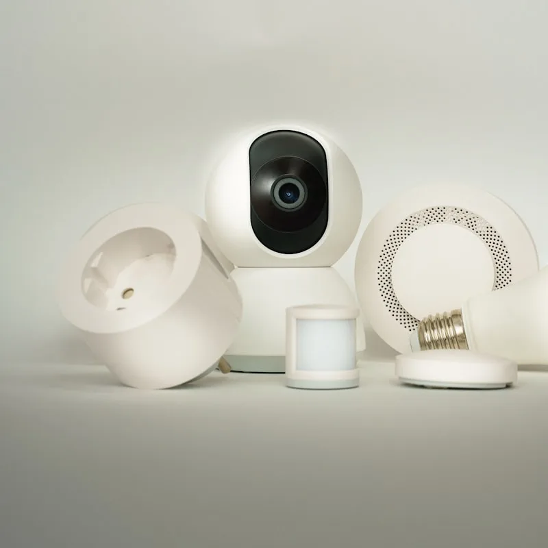 SentryLine Floodlight Camera