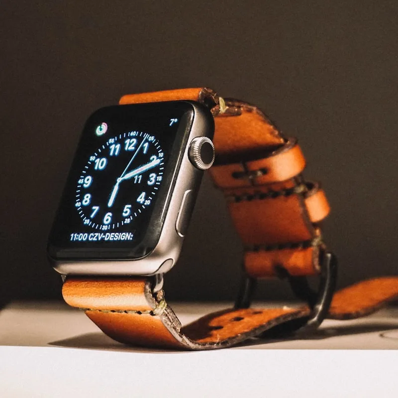 Nova Band Slim Tracker