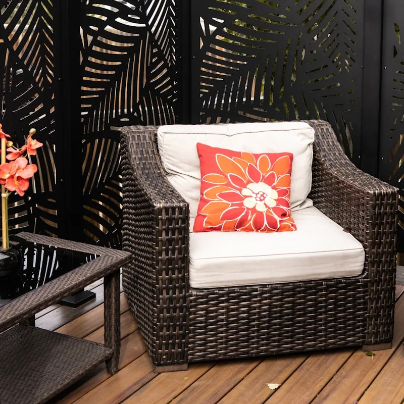 Cantilever Patio Umbrella
